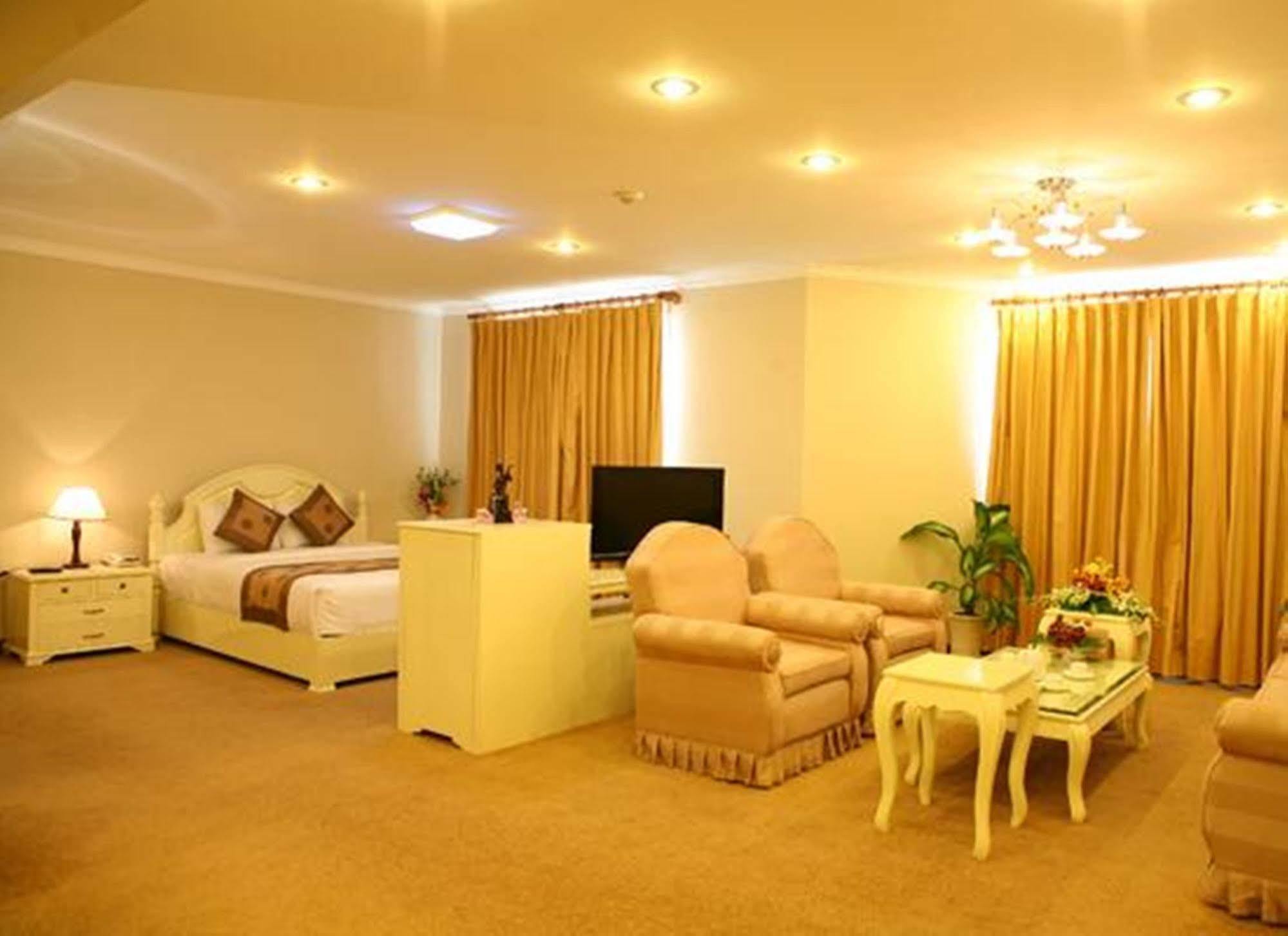 Guest House 165 Ho Chi Minh City Exterior photo